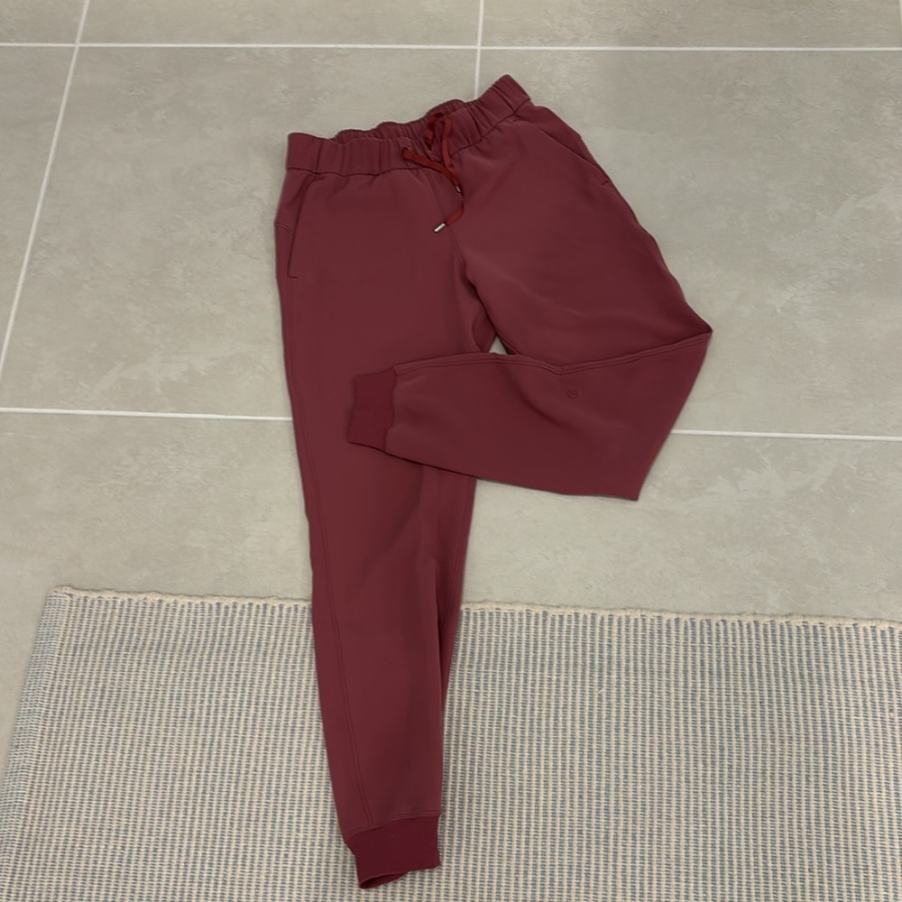 Lululemon Jogger - Picture 3 of 7